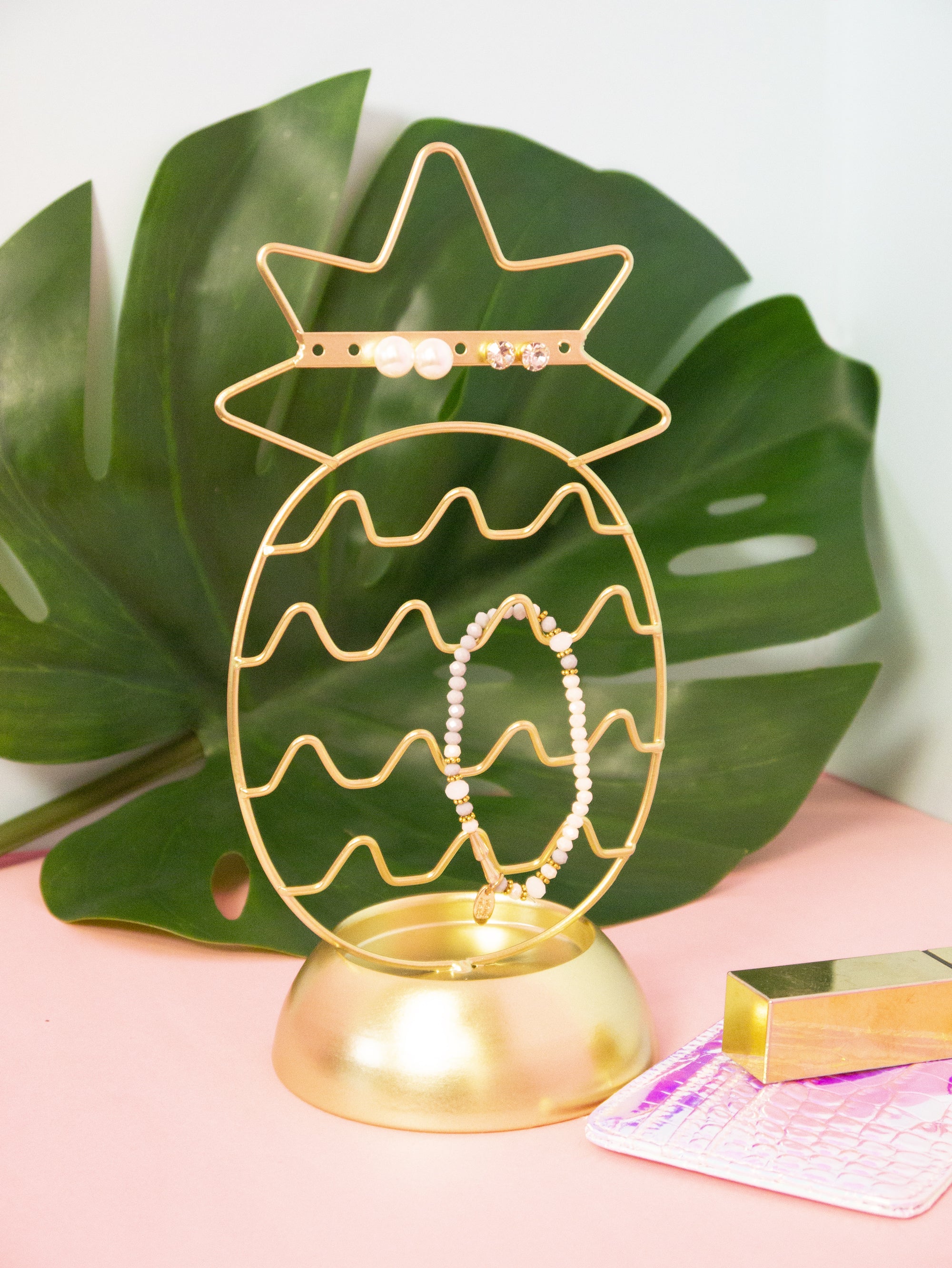 Jewelry Stand Pineapple Bewaltz