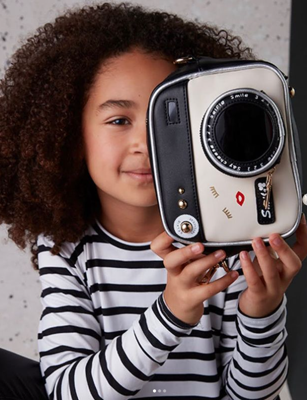Flashy Camera Handbag - Bewaltz