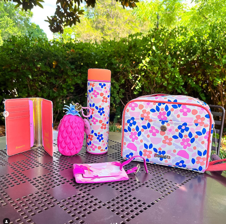 Passport Holder - Heart You - Bewaltz